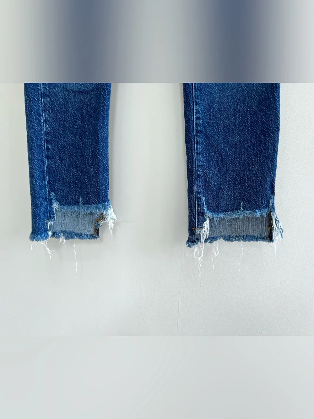 Frame Le High Straight Leg Distressed Cropped Stretch Jeans Medium Blue Wash, 29 - Picture 7 of 12